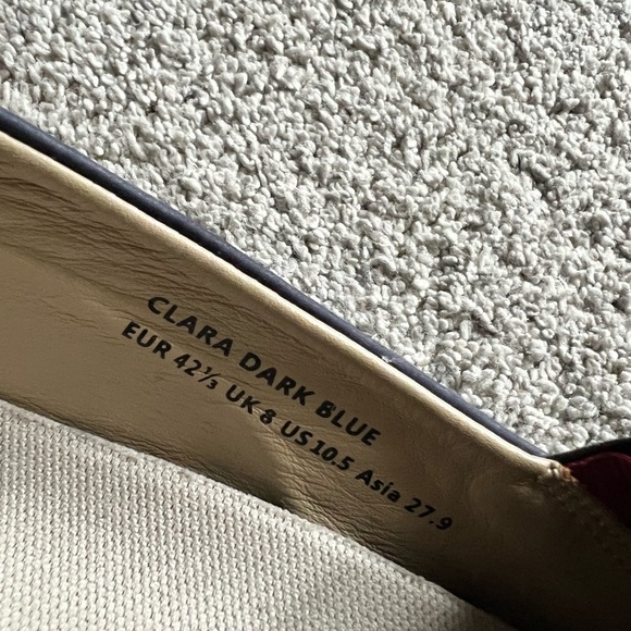 Joya Womens Size 42.5 / 10.5 US Clara Navy Casual Slip-On Low-Profile Sneakers - Picture 6 of 6